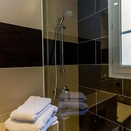 Hotel Abc Champerret