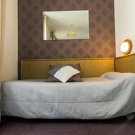 Abc Champerret Hotel 2*