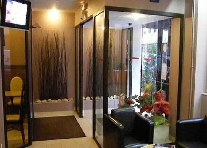 Abc Champerret 2* 르발루아페레